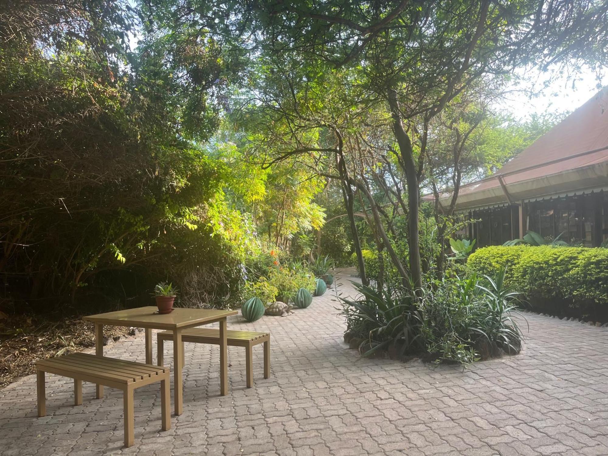מלון Maua Ikweta Safari Camp מראה חיצוני תמונה