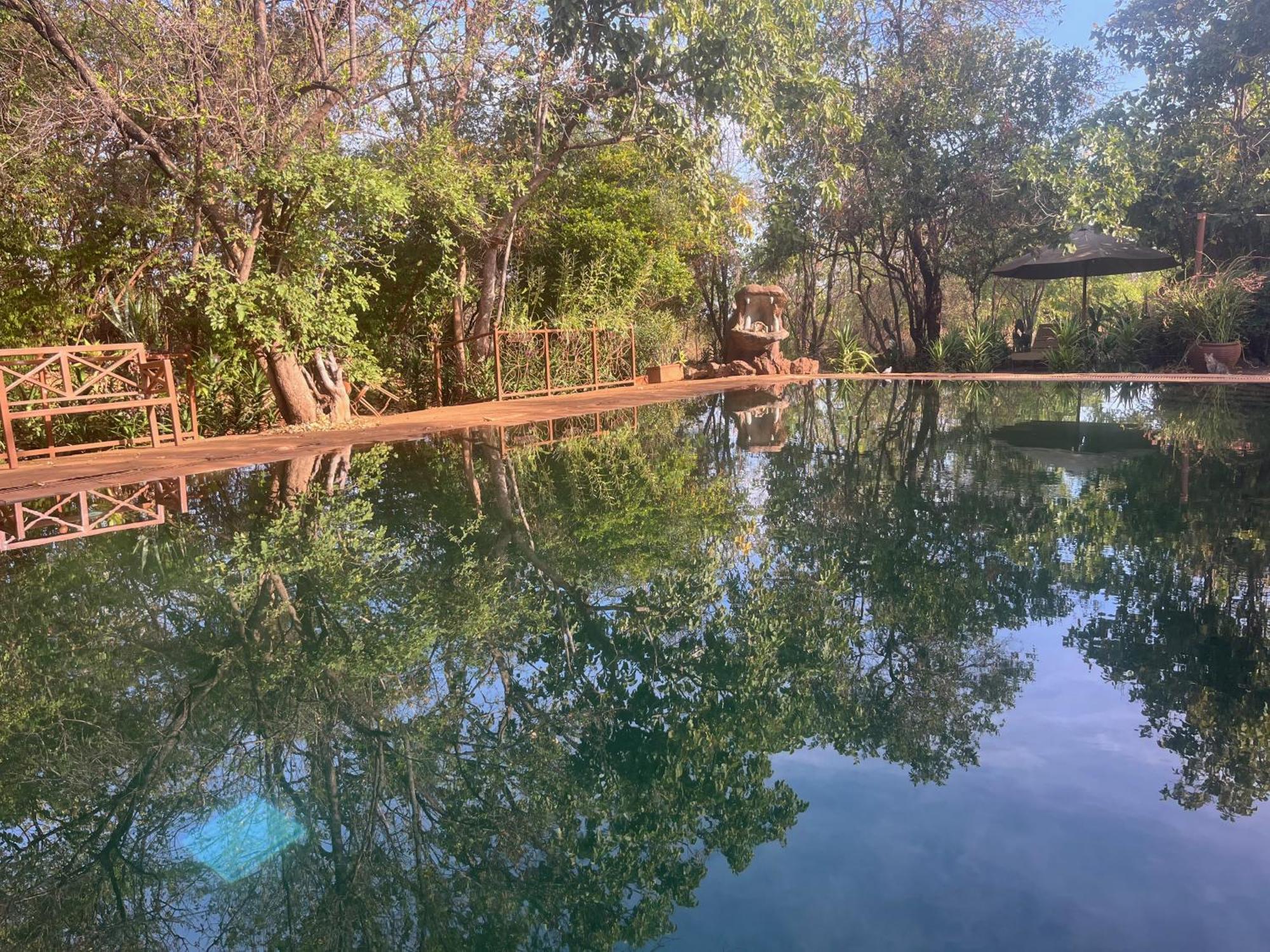 מלון Maua Ikweta Safari Camp מראה חיצוני תמונה